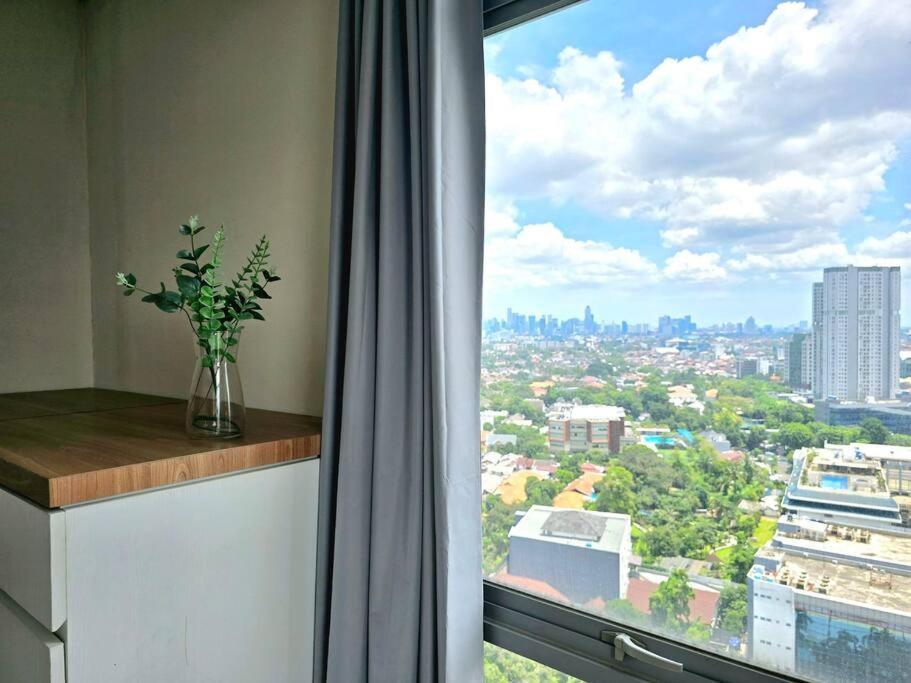 Apartemen Pejaten Park 2 Bedroom Alistan With Pool, Washer And Netflix *