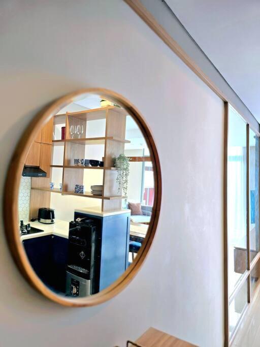 Pejaten Park 2 Bedroom Alistan With Pool, Washer And Netflix Apartemen Jakarta