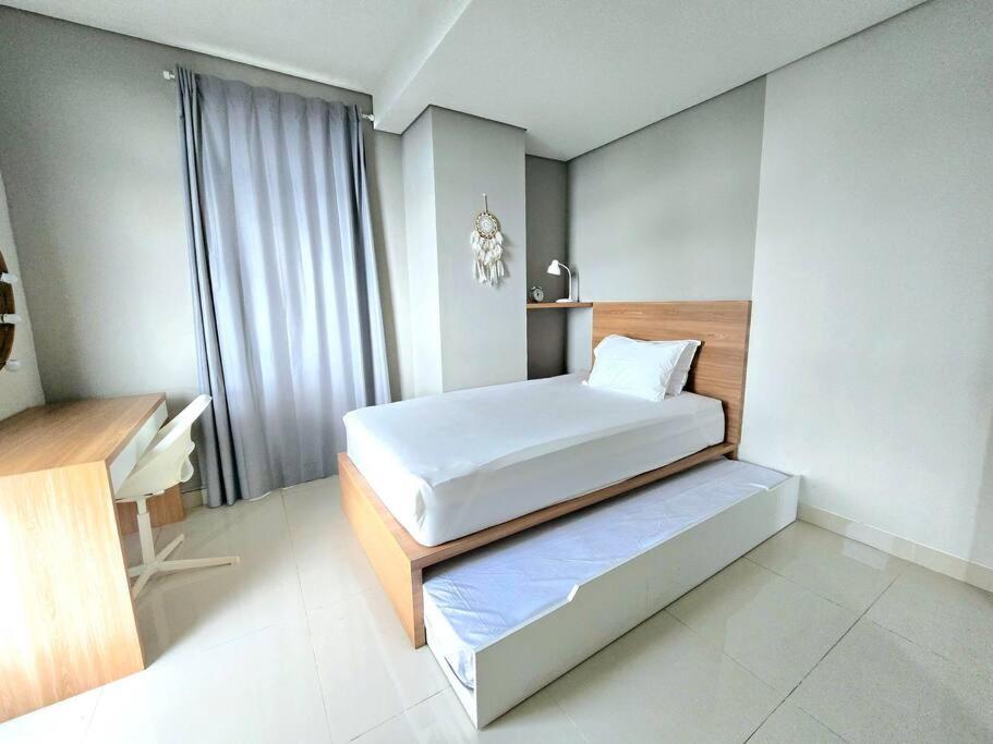 Pejaten Park 2 Bedroom Alistan With Pool, Washer And Netflix *