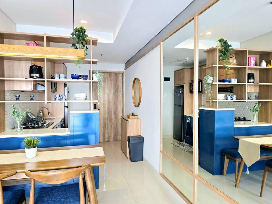 Apartemen Pejaten Park 2 Bedroom Alistan With Pool, Washer And Netflix Jakarta