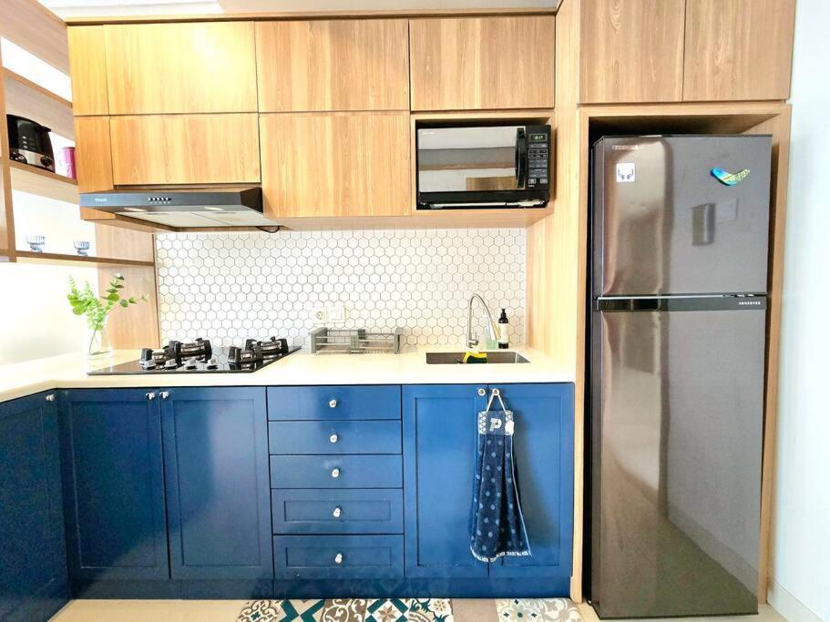 Pejaten Park 2 Bedroom Alistan With Pool, Washer And Netflix Jakarta